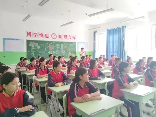 法治“开学第一课” 护航青春助成长 法治“开学第一课” 护航青春助成长