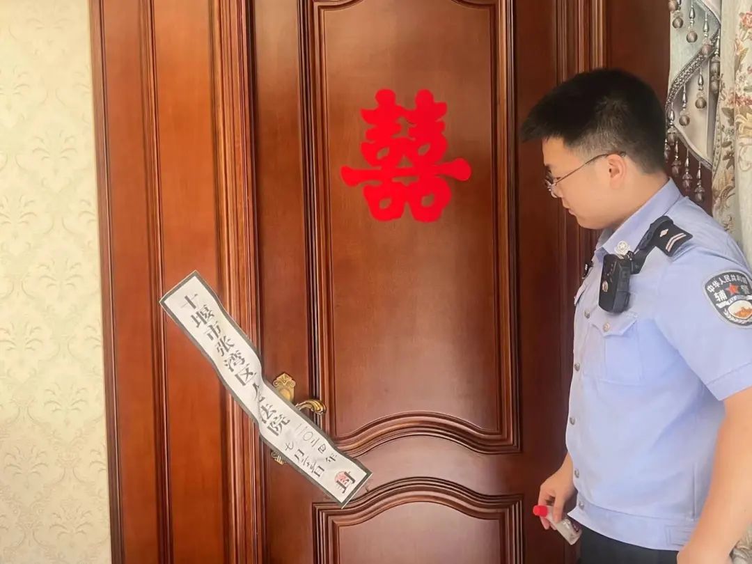 买了法拍房,原房主拒不搬出怎么办? 买了法拍房,原房主拒不搬出怎么办?