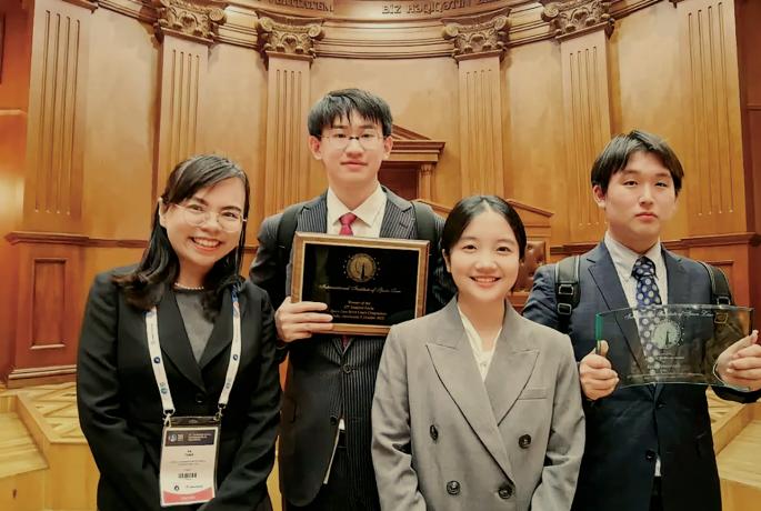 以实践为导向，加强涉外法治人才培养