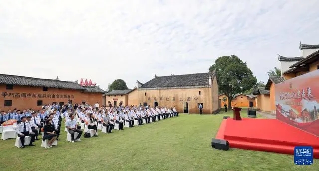 “人民公安从这里走来”主题宣传活动启动仪式举行 “人民公安从这里走来”主题宣传活动启动仪式举行