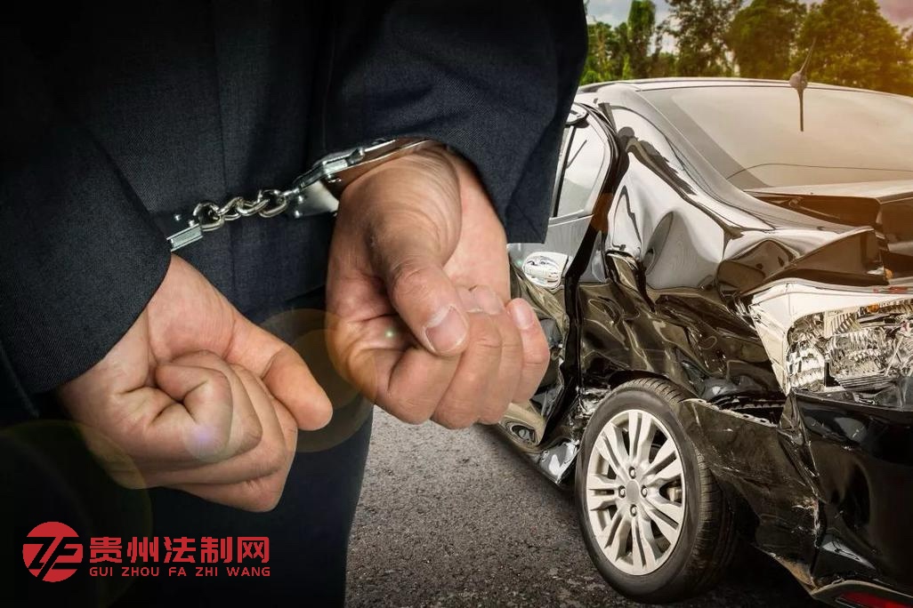 问:什么是交通肇事罪?汽车司机因交通事故致人死亡，都要追究刑事责任吗?