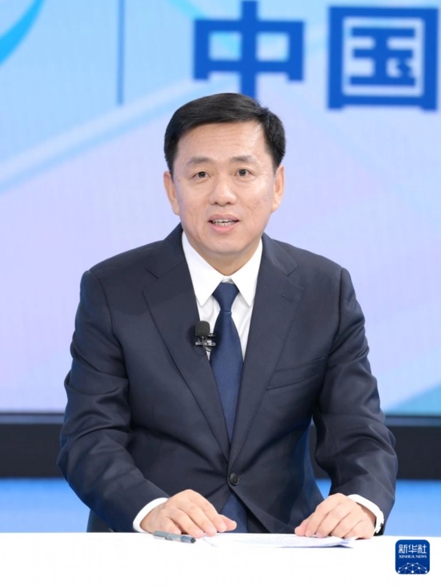中国经济圆桌会丨积极有效应对人口老龄化的重要举措——中国经济圆桌会详解延迟退休改革 中国经济圆桌会丨积极有效应对人口老龄化的重要举措——中国经济圆桌会详解延迟退休改革
