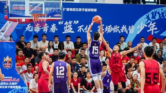 犯罪案件从1423起降至172起 凉山州公安局禁毒缉毒支队获国家级荣誉称号 犯罪案件从1423起降至172起 凉山州公安局禁毒缉毒支队获国家级荣誉称号