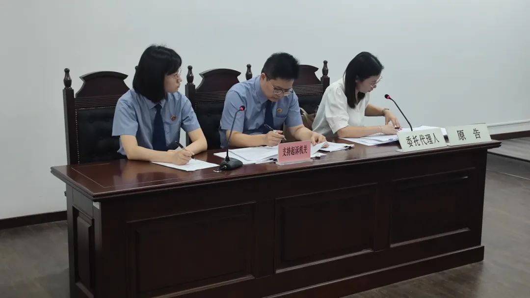 维护劳动者权益，青浦区多部门联手化解群体性劳资纠纷案件