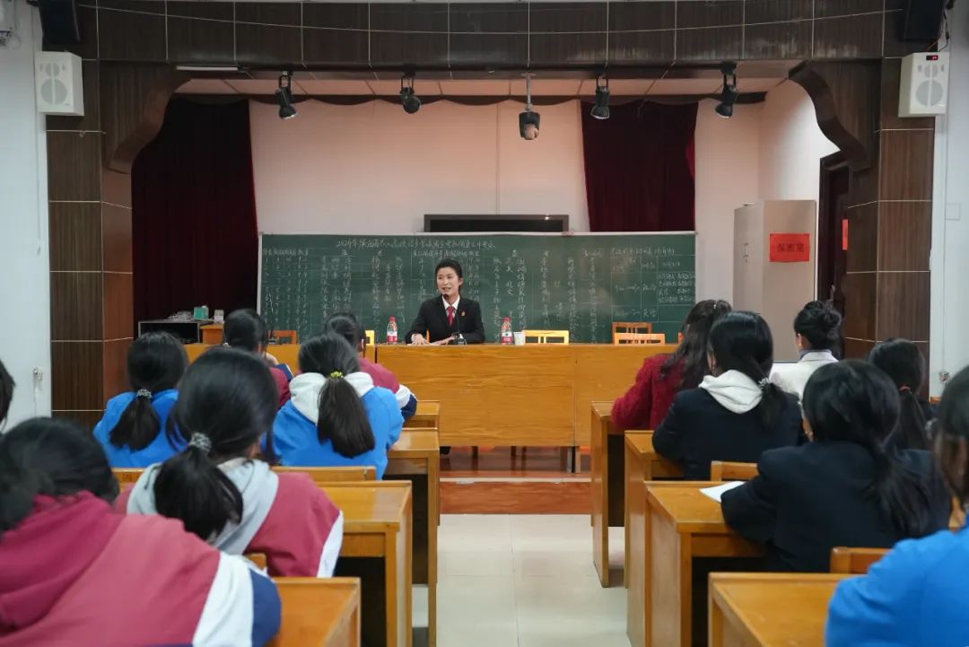 呵护花开 “未”你而来——周至法院开展女学生法治教育主题活动 呵护花开 “未”你而来——周至法院开展女学生法治教育主题活动